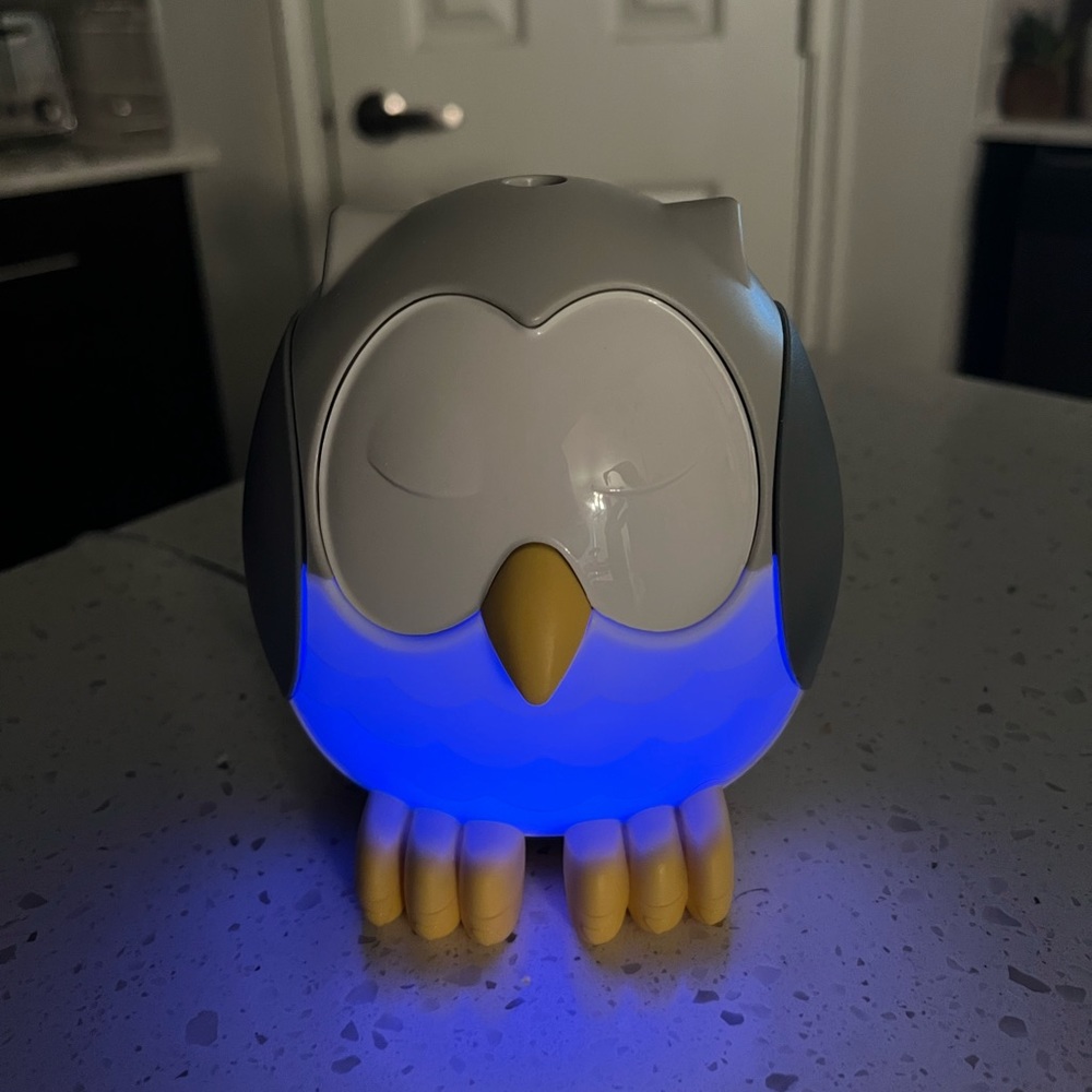 FEATHER THE OWL DIFFUSER YOUNG LIVING